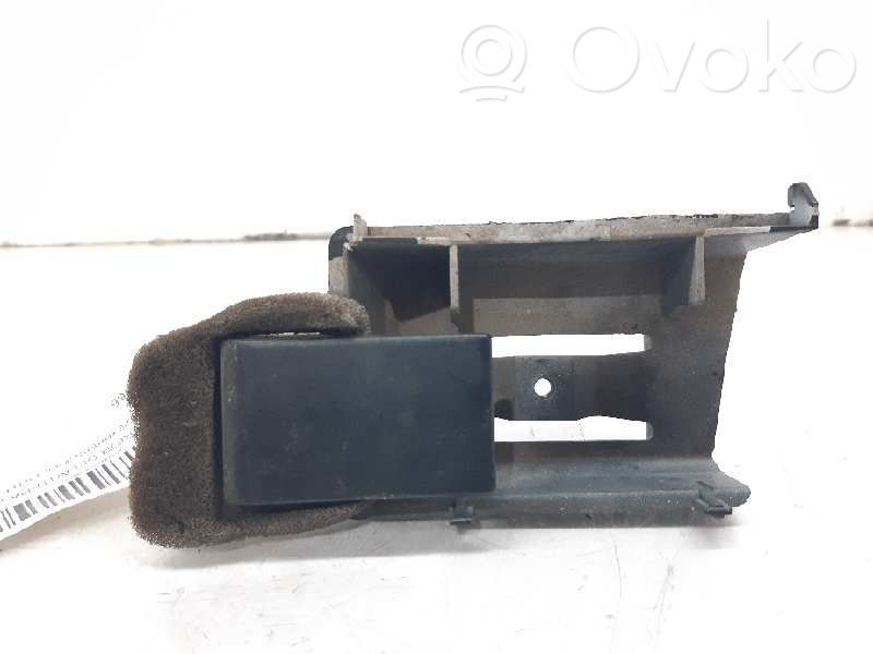 Manecilla interna puerta delantera   7700758066