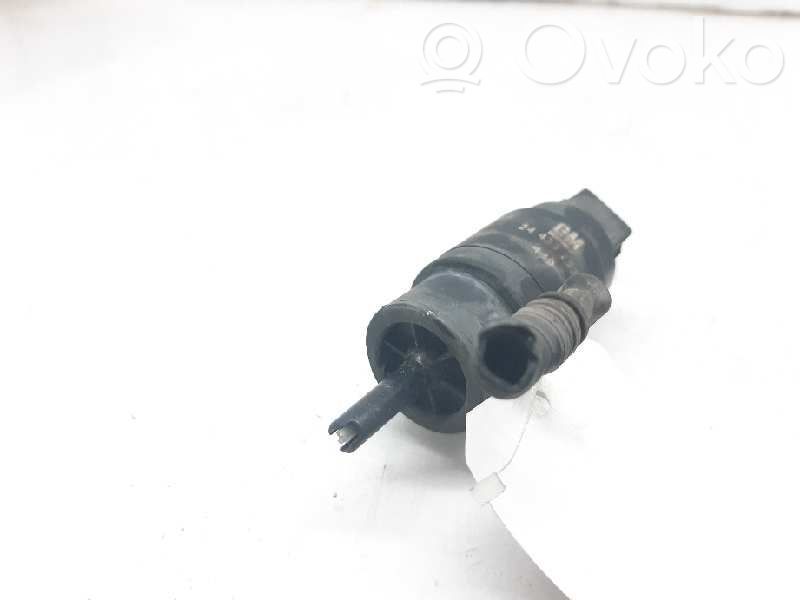 Opel Astra H Windscreen/windshield washer pump 