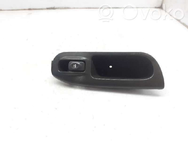 Renault Scenic I Interruptor del elevalunas eléctrico 