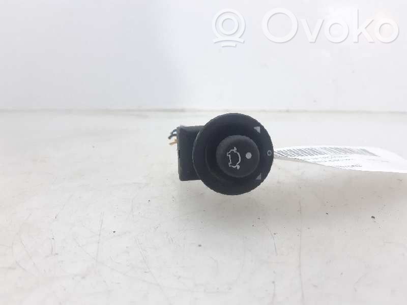 Ford Fiesta Interruptor del espejo lateral 