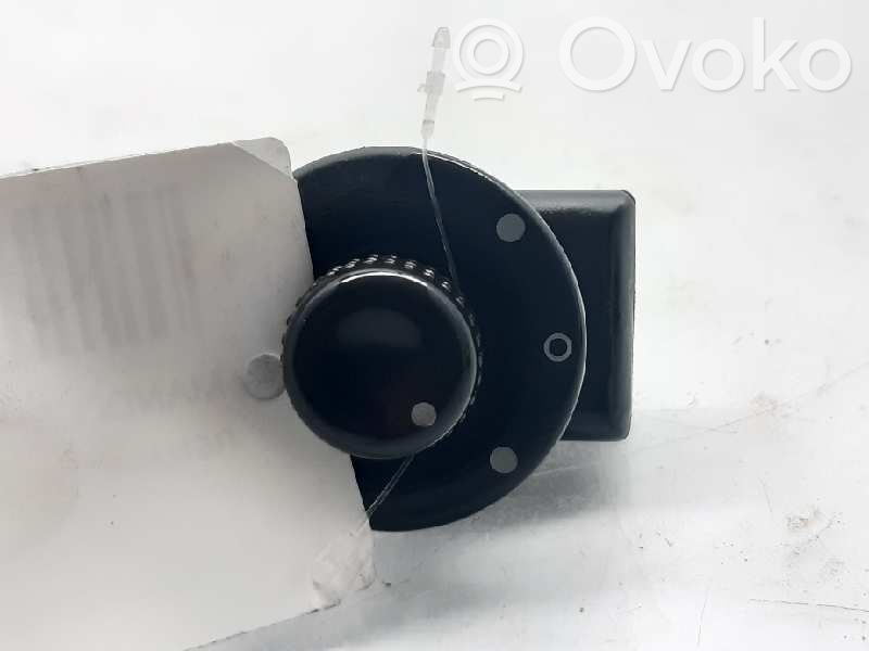 Renault Trafic II (X83) Interruptor del espejo lateral 