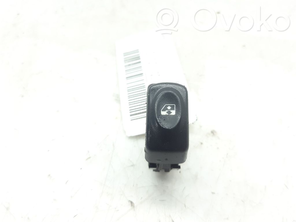 Renault Megane I Electric window control switch 
