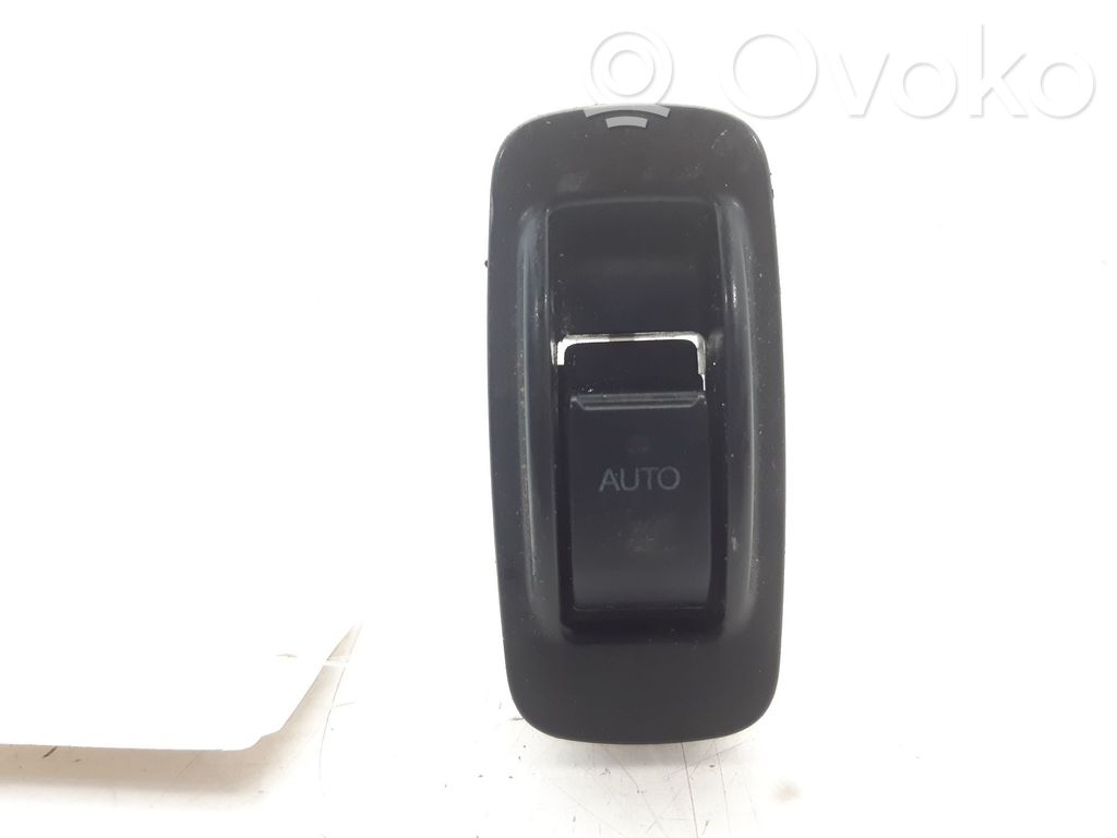 Toyota Corolla E120 E130 Electric window control switch 