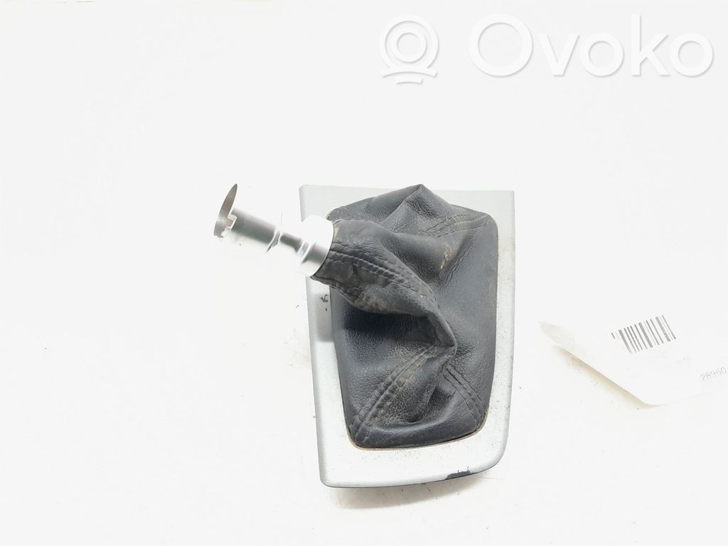 Ford Focus Contour de levier de vitesses 