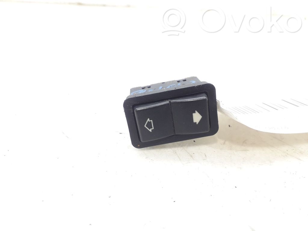 BMW 5 E39 Electric window control switch 