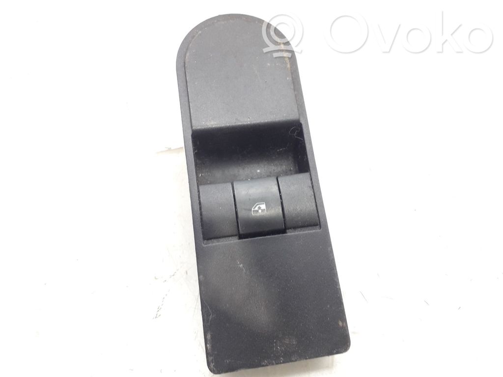 Opel Astra H Electric window control switch 