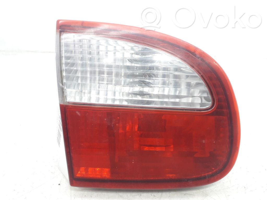 Daewoo Lanos Takaluukun takavalot 