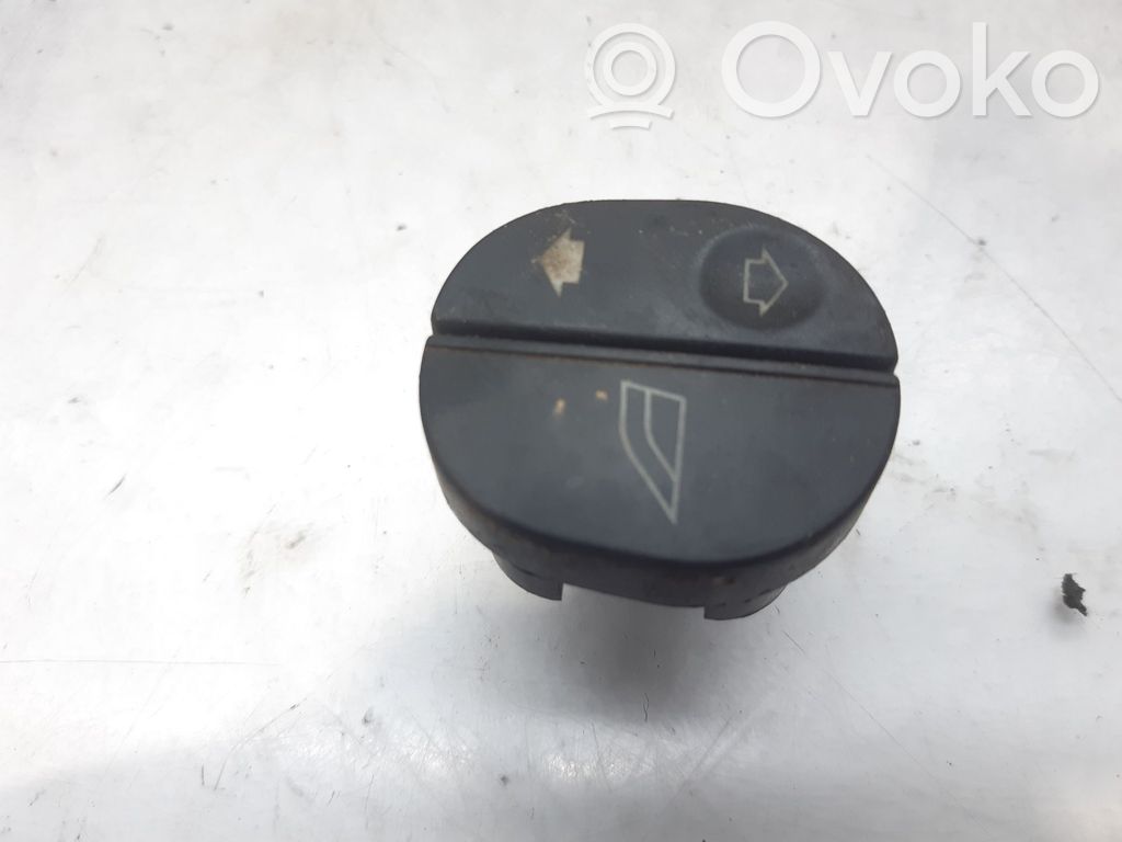 Ford Fiesta Electric window control switch 