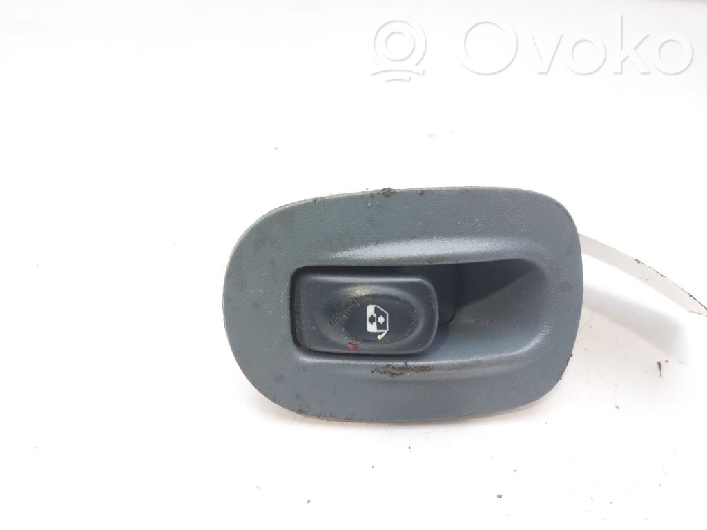 Interruptor del elevalunas eléctrico   838099G
