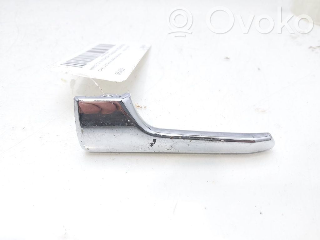 Manecilla interna puerta trasera   86402
