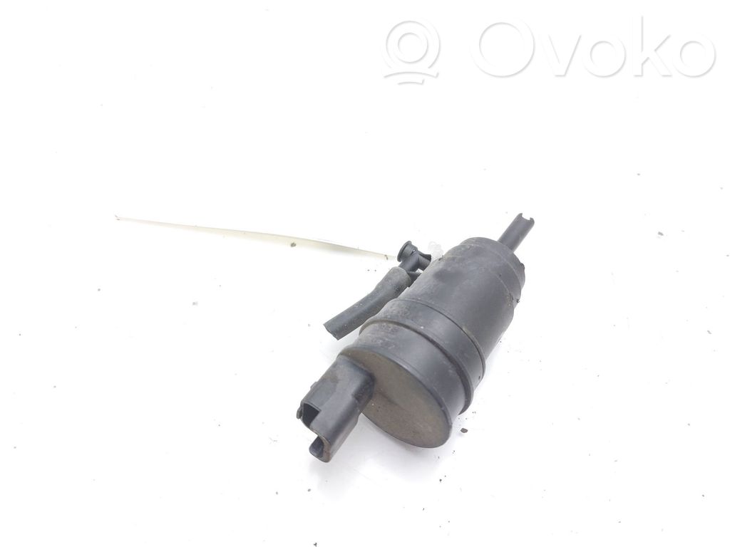 Nissan Almera N16 Pumpe Scheibenwaschanlage 