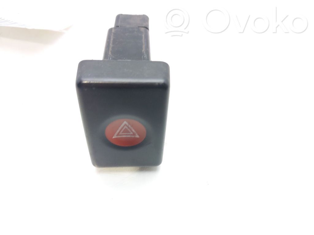 Dacia Logan I Botón interruptor de luz de peligro 