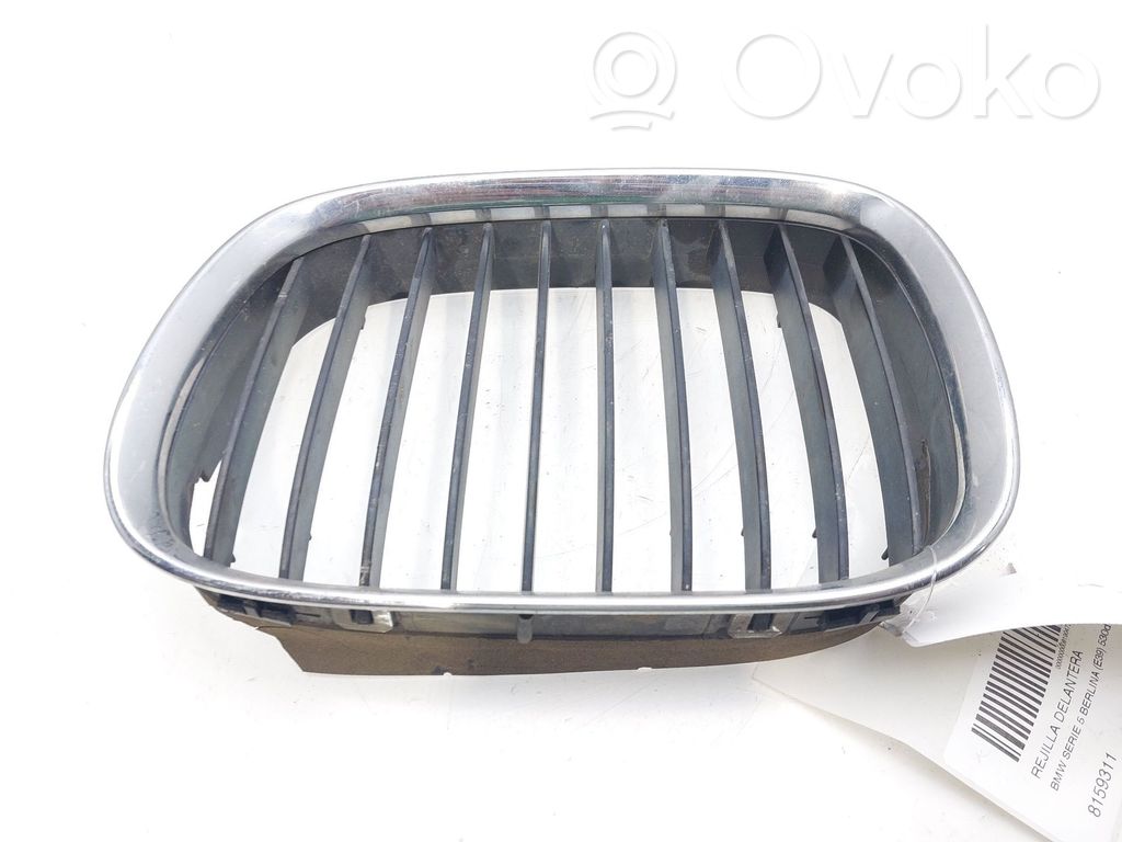 Rejilla delantera   8159311