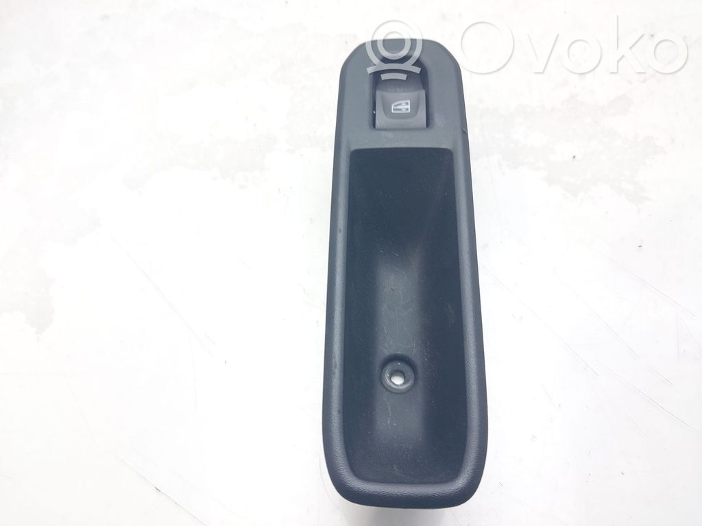 Dacia Duster II Electric window control switch 