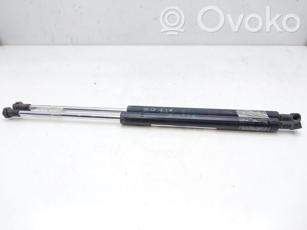Mazda 6 Tailgate/trunk strut/damper 