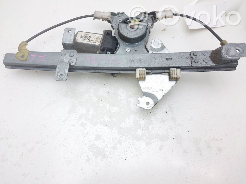Nissan Almera Tino Macara geam spate manuală 