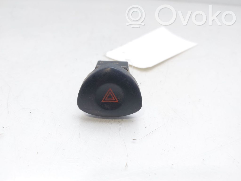 Renault Clio II Botón interruptor de luz de peligro 