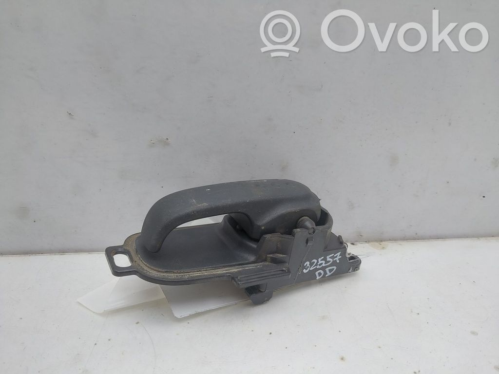 Nissan Micra Manecilla interna puerta delantera 