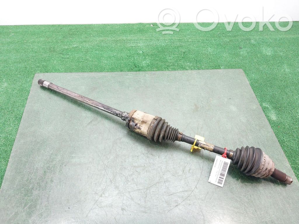 Eje de transmisión delantero   31607545126