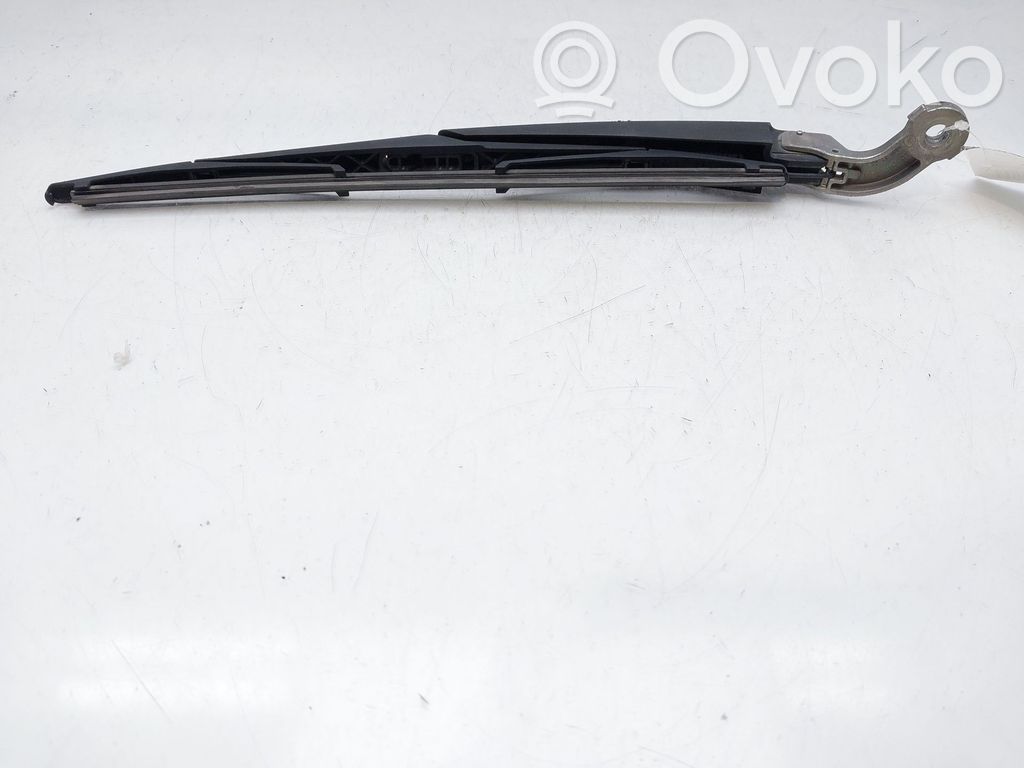 Ford Focus Ramię wycieraczki szyby tylnej 