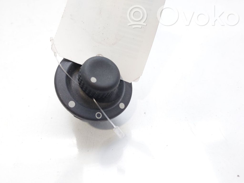 Renault Megane I Wing mirror switch 