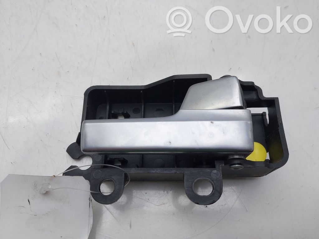 Ford Focus C-MAX Manecilla interna puerta trasera 