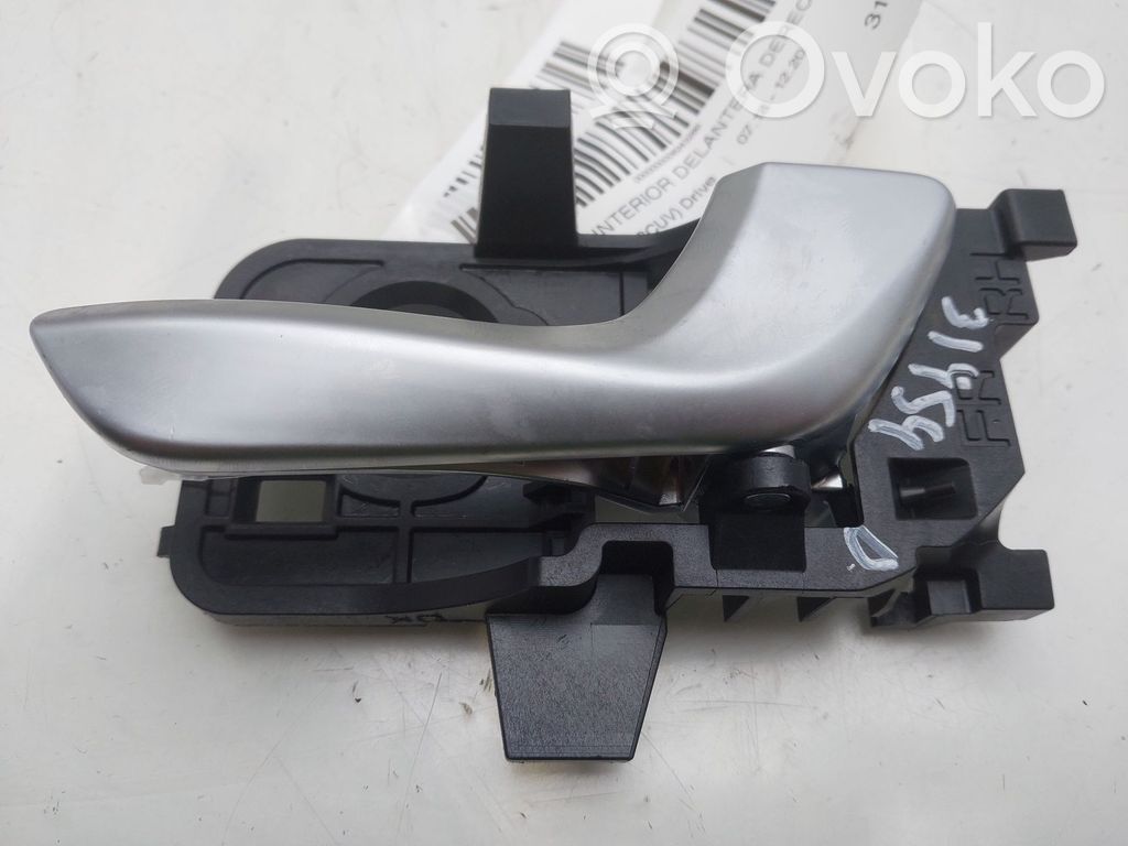KIA Stonic Manecilla interna puerta delantera 