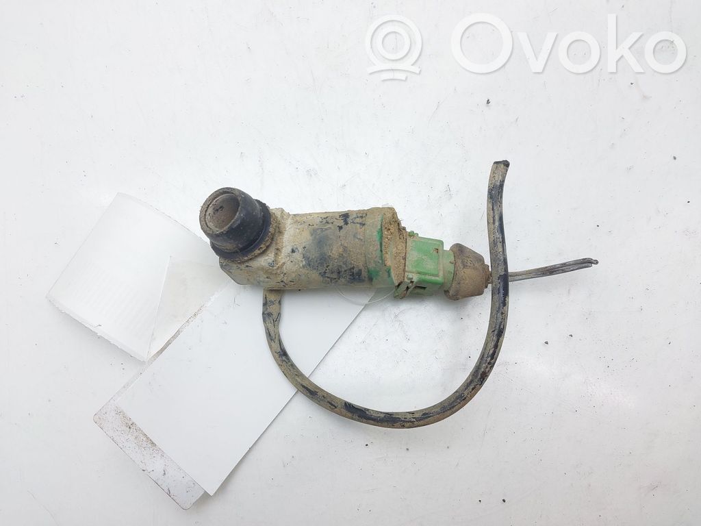 Peugeot Partner Windscreen/windshield washer pump 