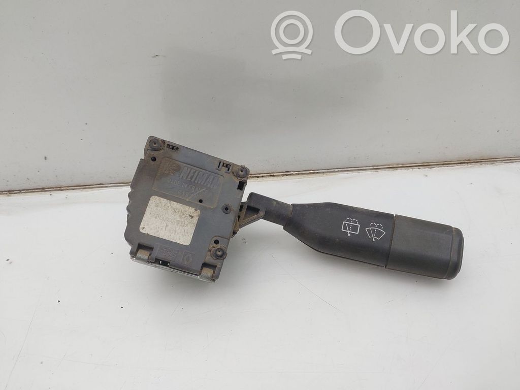 Renault Express Wiper control stalk 