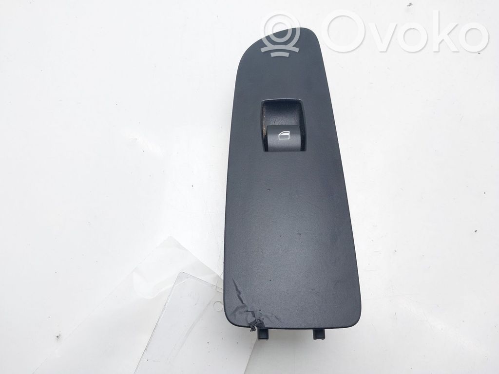 BMW 1 E81 E87 Electric window control switch 