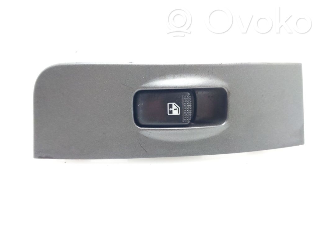 Hyundai Matrix Electric window control switch 
