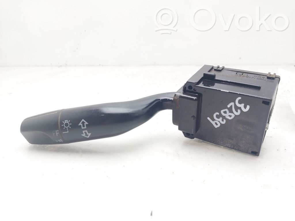 Light switch   35255S5AA02