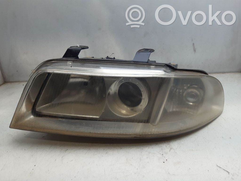 Audi A4 S4 B5 8D Scheinwerfer 
