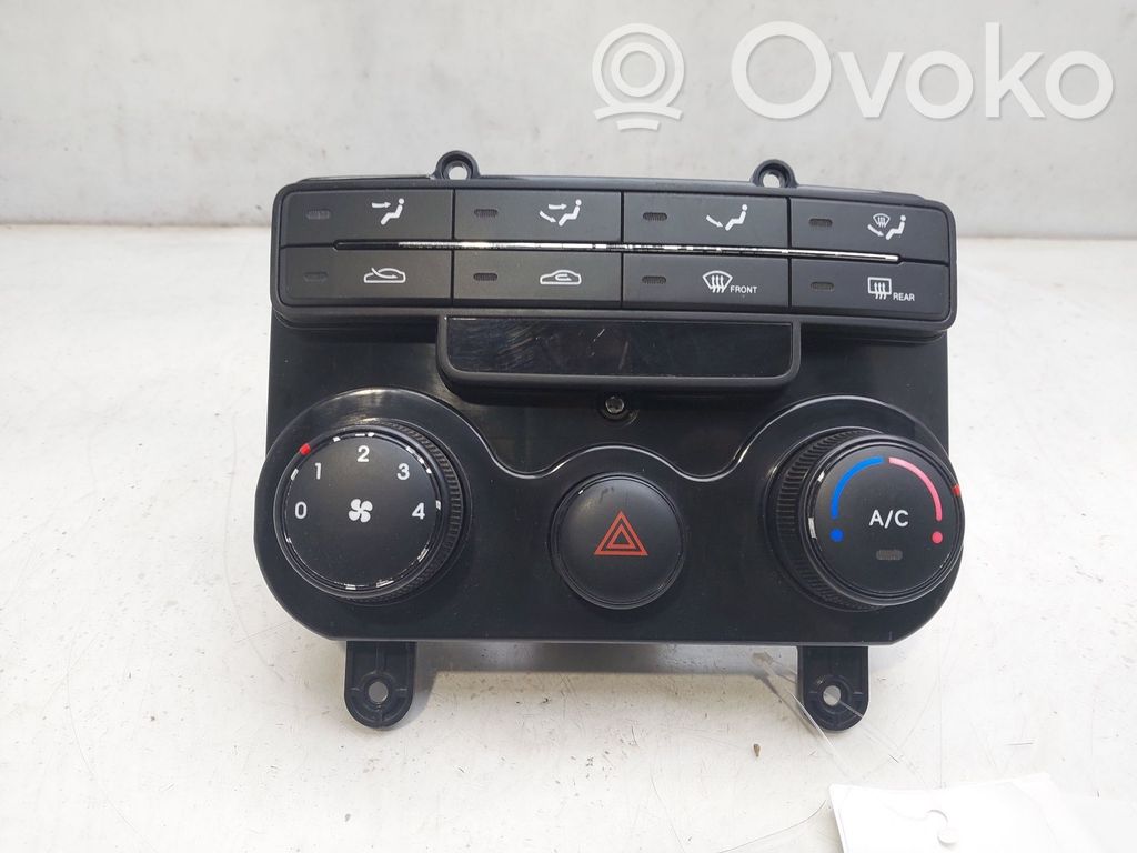 Hyundai i30 Unitate control climatizare 