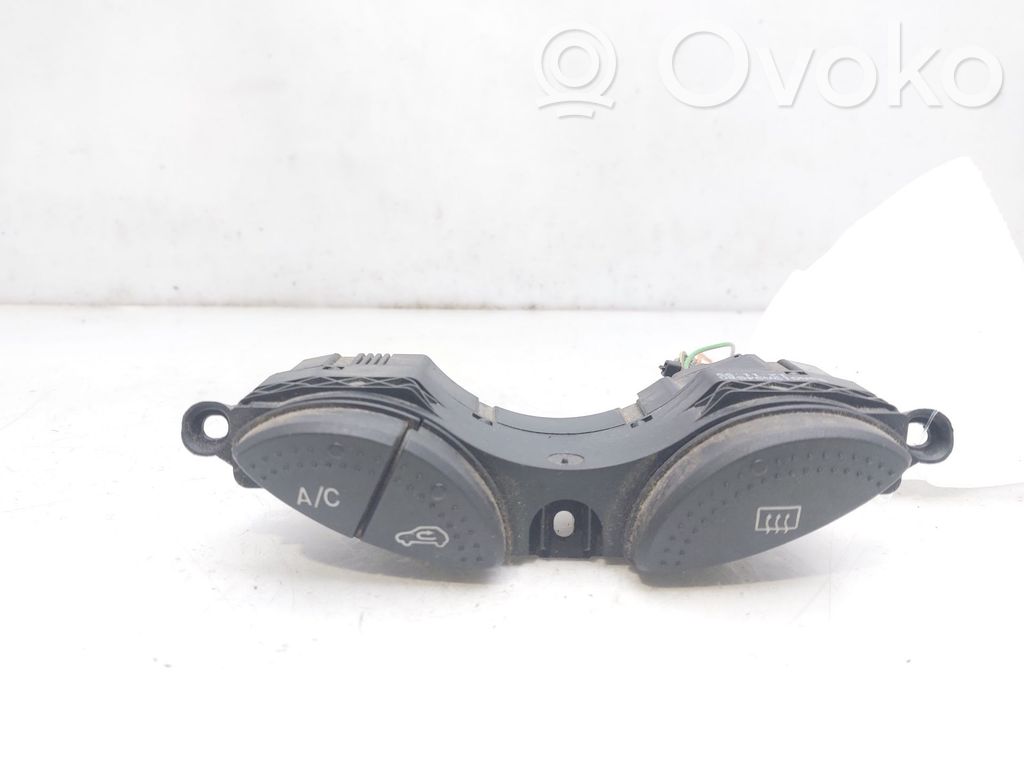 Ford Focus Przyciski multifunkcyjne 