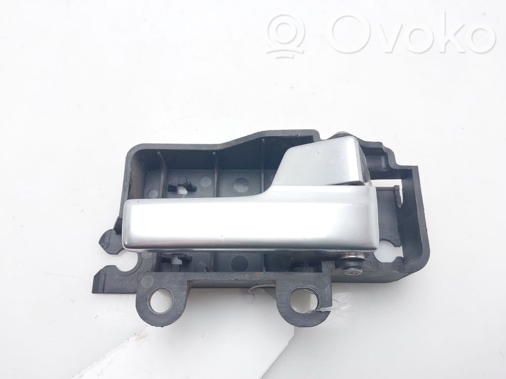 Manecilla interna puerta trasera   3M51R22600AA