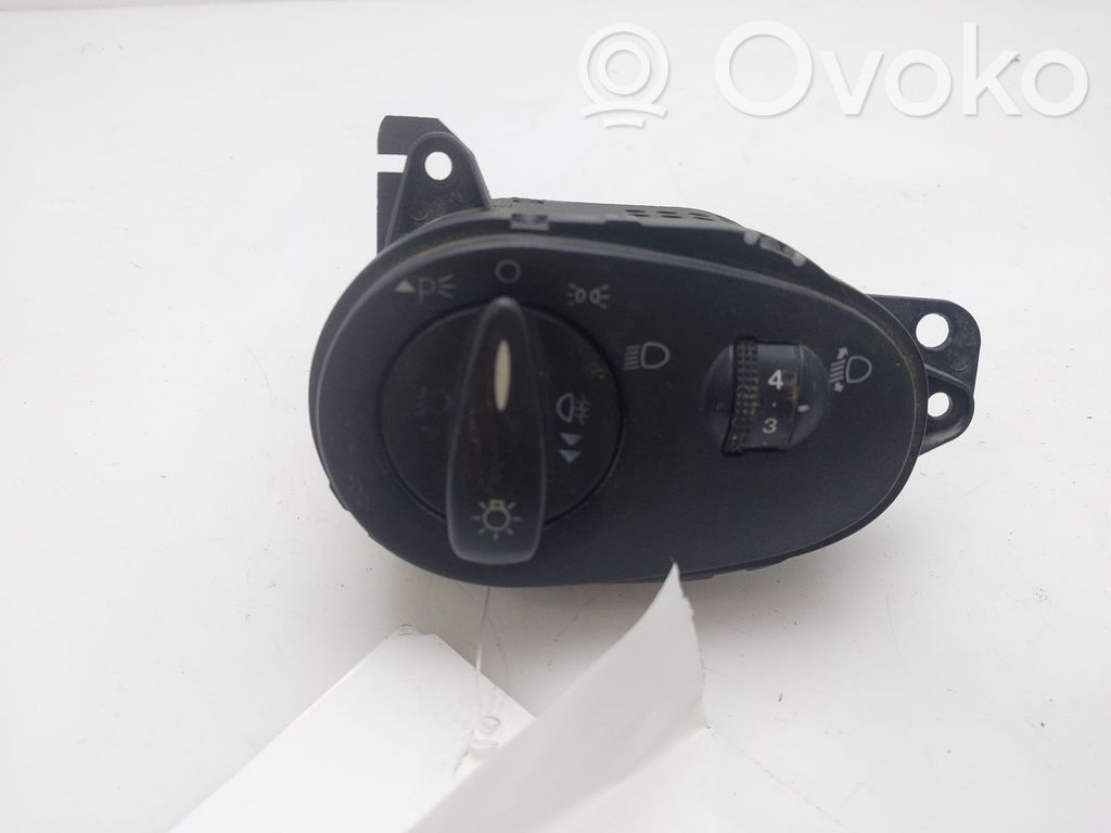 Ford Focus Lukturu slēdzis 