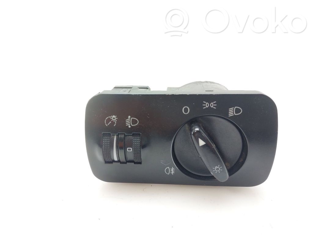 Seat Toledo II (1M) Light switch 