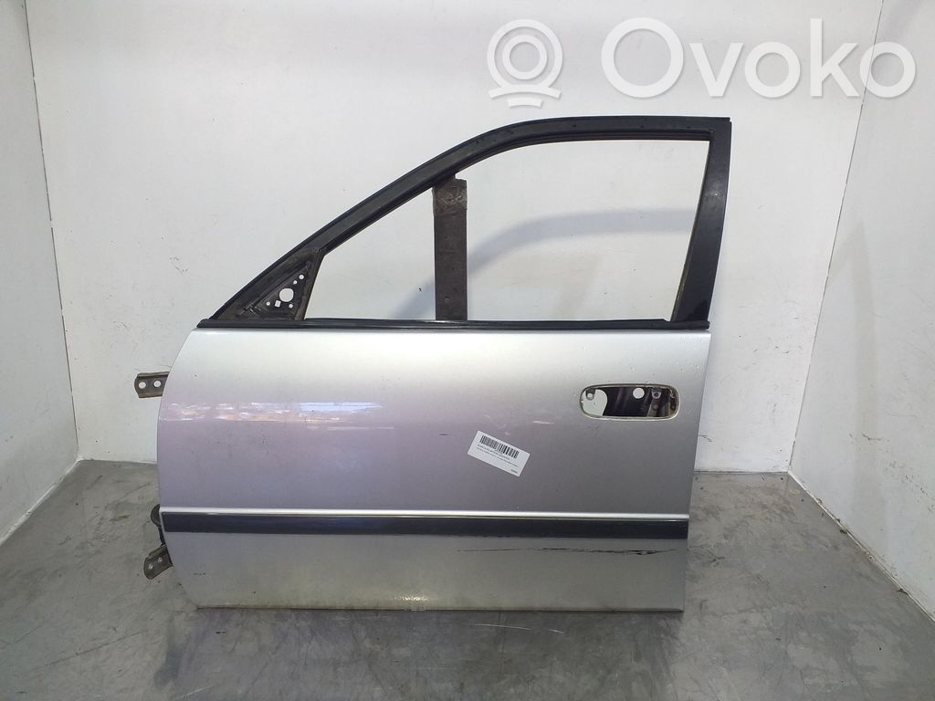 Toyota Corolla E110 Durvis 
