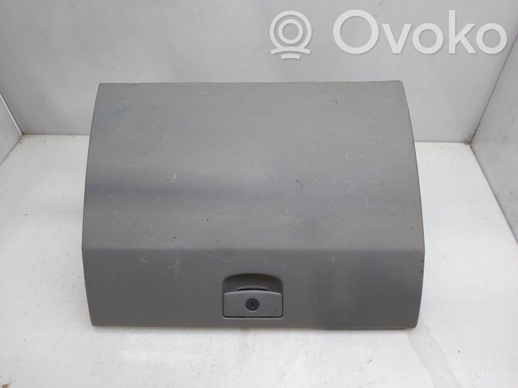 Guantera   845113E500