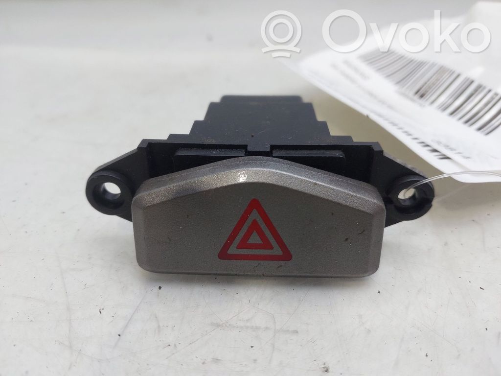Comutator lumini pericol   864W0140