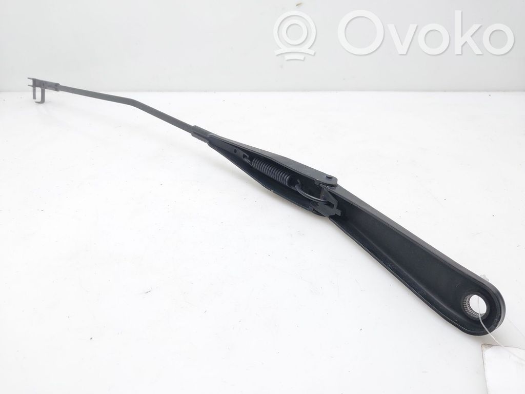 Front wiper blade arm   4M5117526CD