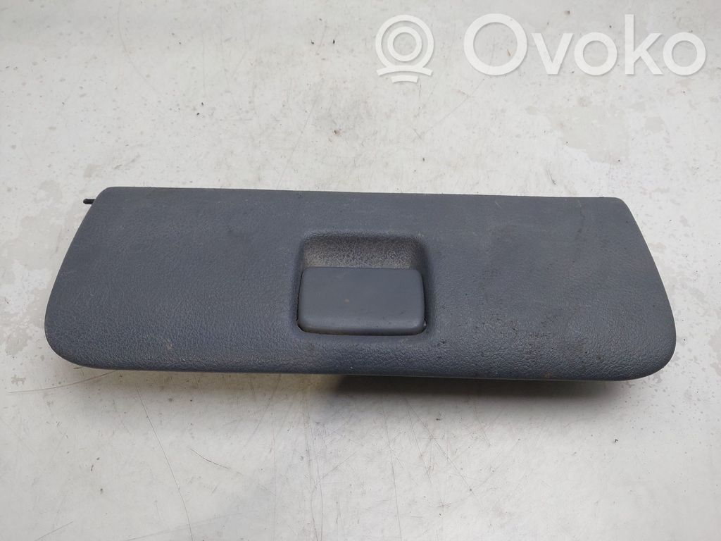 Renault Clio II Glove box 