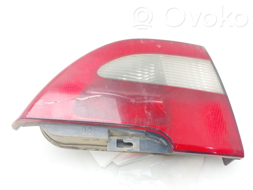 Renault Megane I Lampă spate în capacul portbagajului 