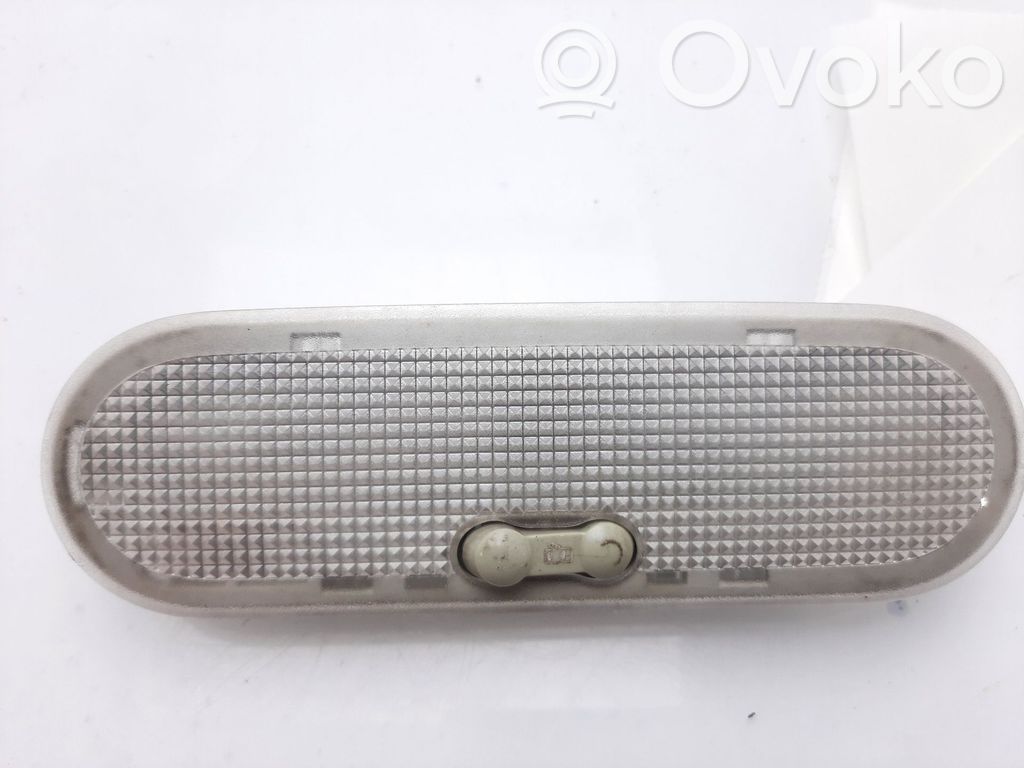 Nissan Micra Luz del asiento delantero 