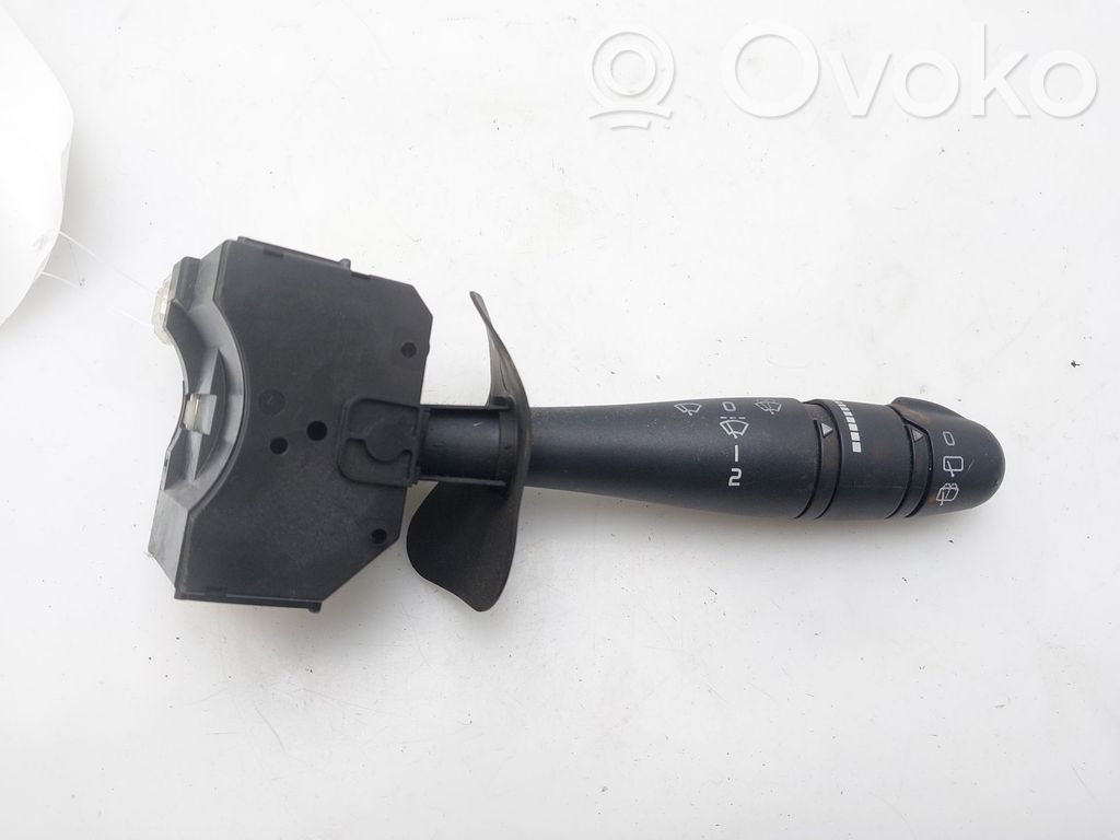 Renault Clio II Pyyhkijän vipu 
