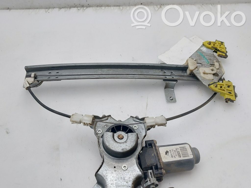 Nissan Almera Tino Macara geam spate manuală