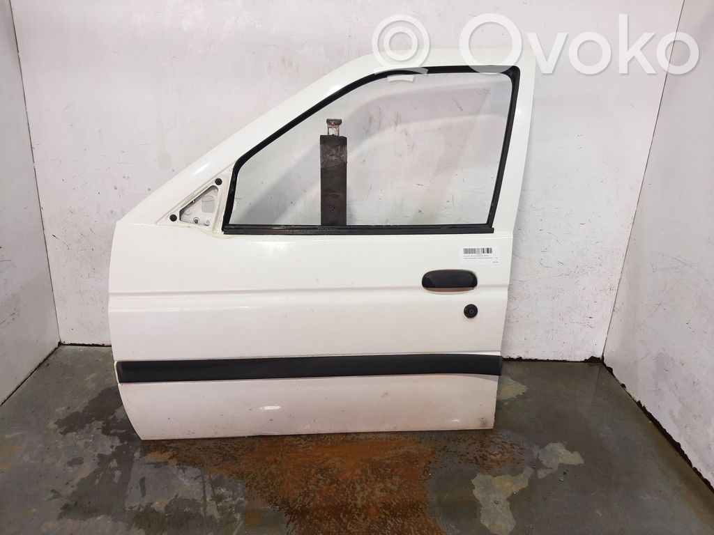 Ford Escort Priekinės durys 