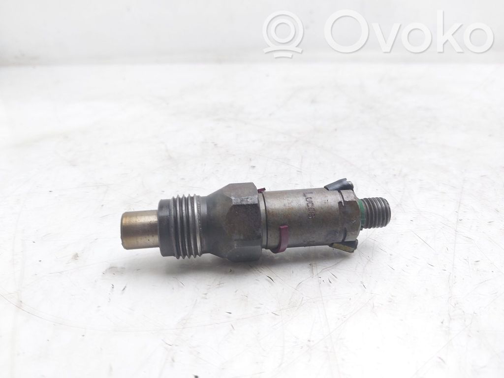 Inyector de combustible   LCR6735203D