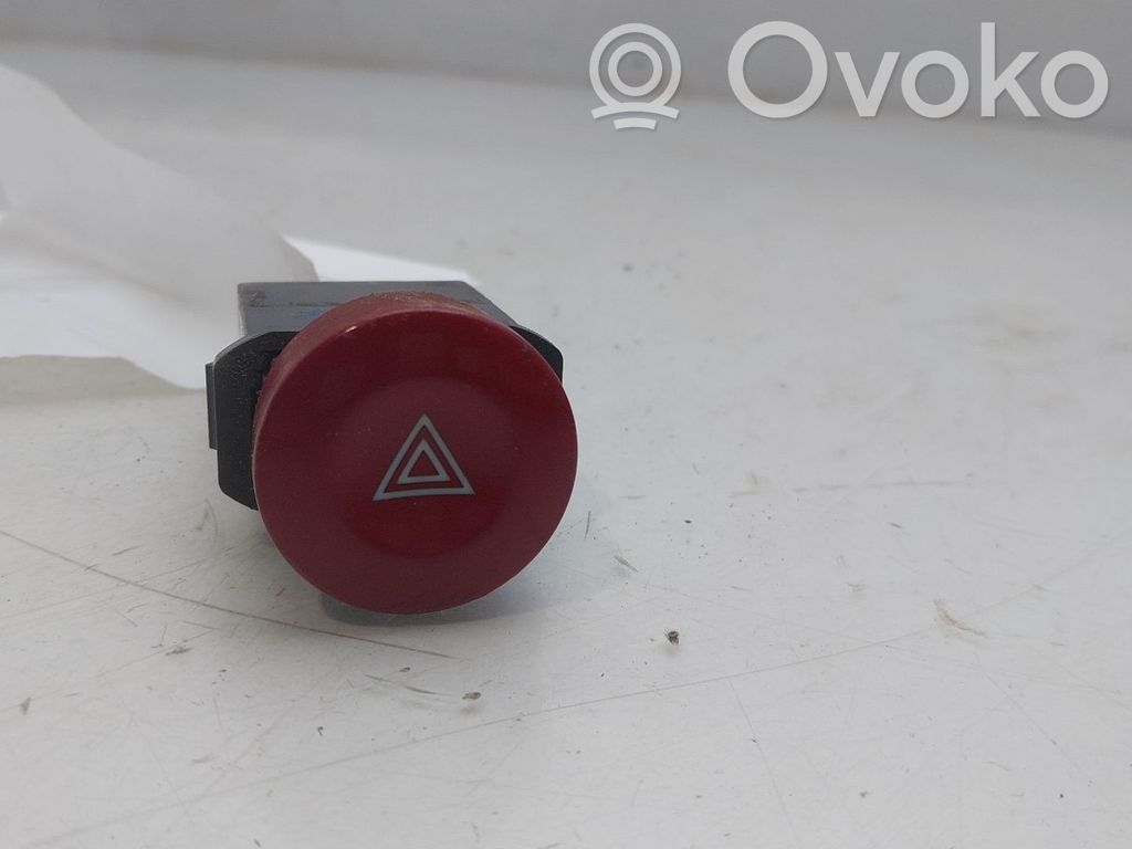 Comutator lumini pericol   864W0140